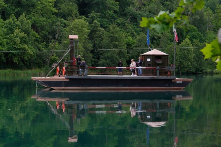 Commuters board the “Da Vinci Ferry,” a hand-operated ferry of a type sketched by Leonardo da Vinci in the 15th century, on the Adda River between the provinces of Lecco and Bergamo, in Imbersago, Italy, Thursday, June 4, 2026. (AP Photo/Luca Bruno)