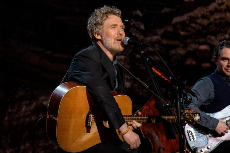 Grammy-winning Irish singer/songwriter Glen Hansard performs at The Caverns in Pelham, Tenn., on March 29, 2019. (AP Photo/Ron Harris, File)